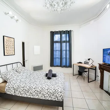 Gare Saint Roch Private Room Holiday home