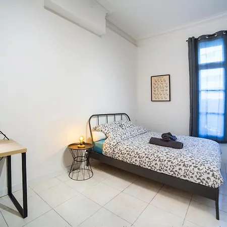 Gare Saint Roch Private Room Holiday home